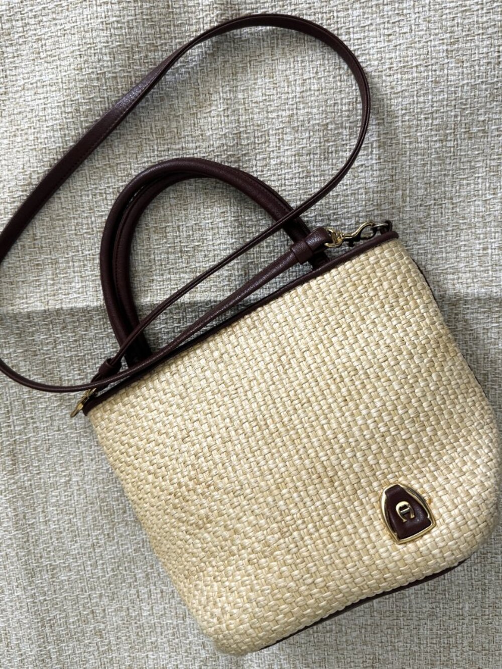 Etienne Aigner crossbody Vintage strow wave yellow brown leather